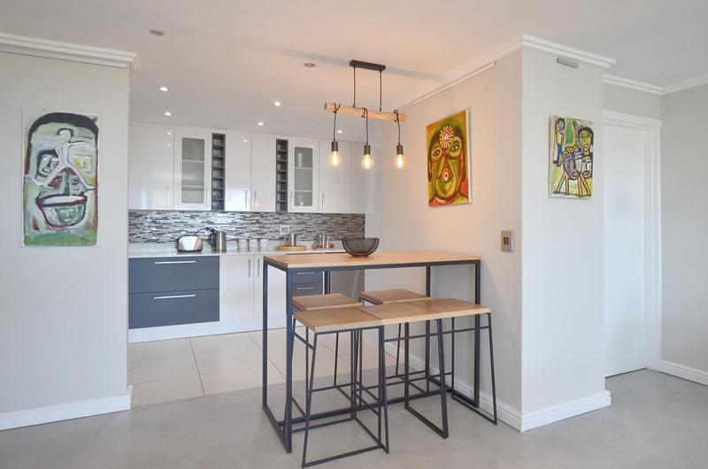 To Let 1 Bedroom Property for Rent in Bloubergstrand Western Cape